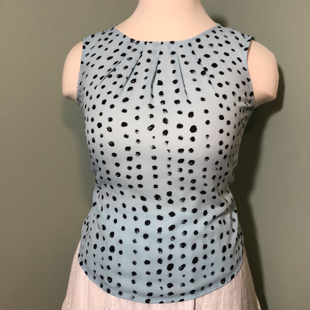 Worthington Sleeveless Blouse